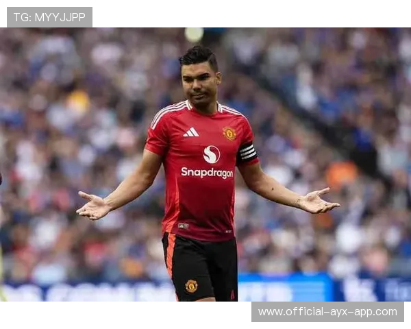 曼联铁腰横空出世，中场平衡回归，曼联中场核心